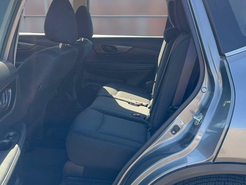 Used 2019 Nissan Rogue S AWD/4WD image 14