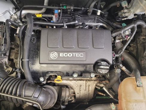 Used 2018 Buick Encore Preferred image 30