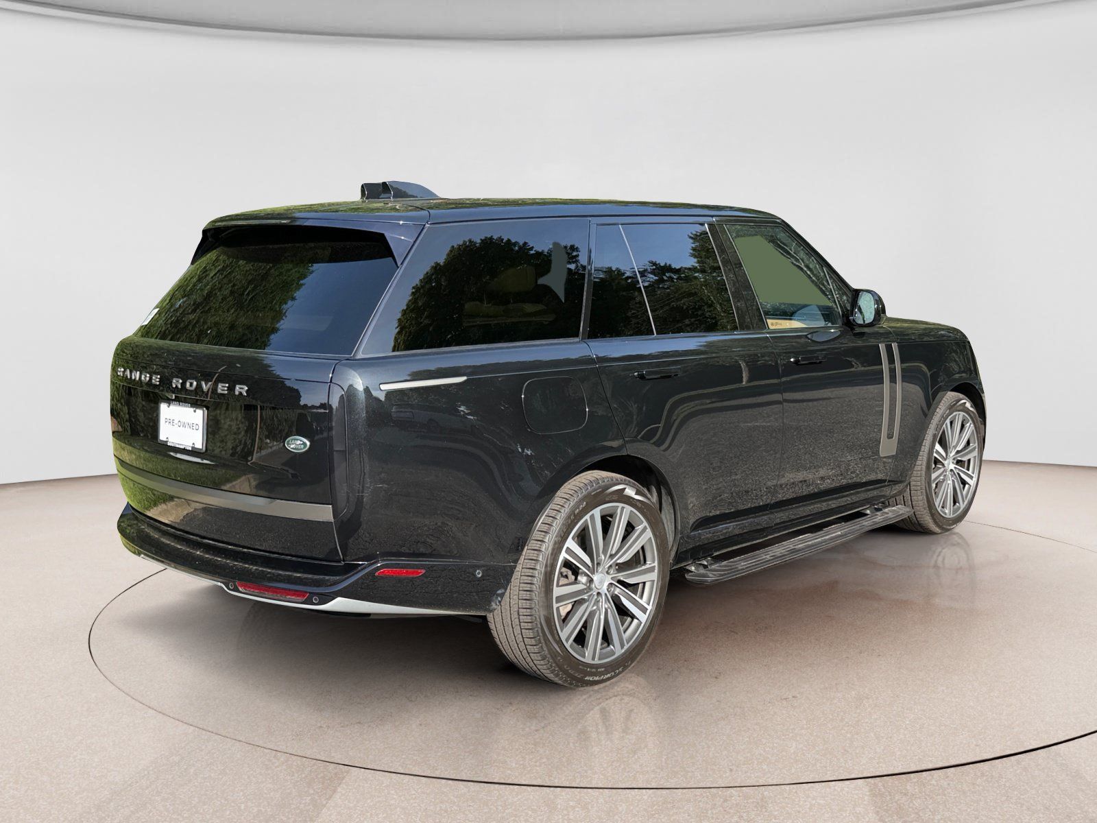 Used 2023 Land Rover Range Rover SE AWD/4WD image 5