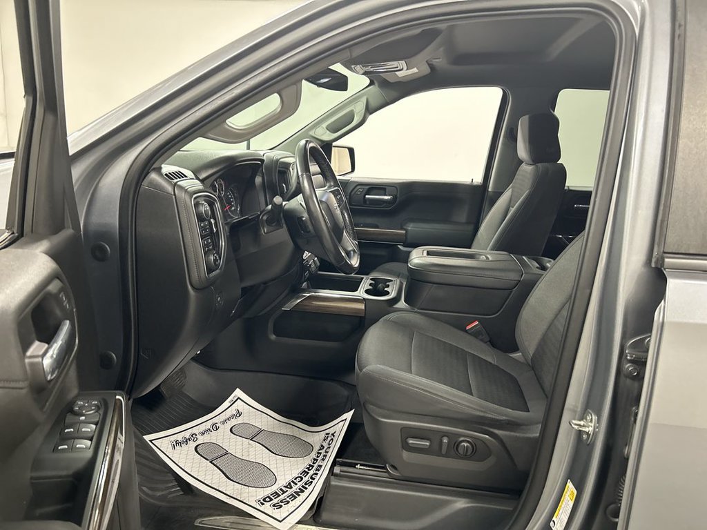 Used 2021 Chevrolet Silverado 1500 RST AWD/4WD image 9