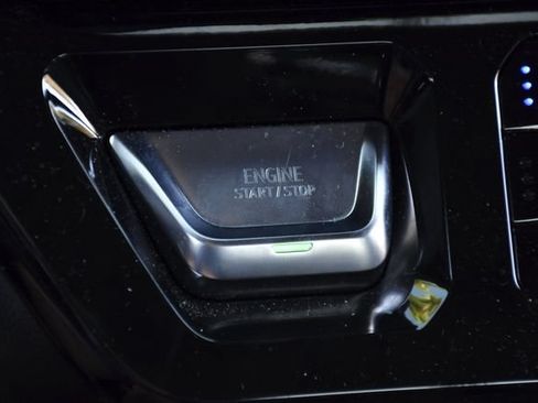 Used 2025 GMC Sierra 1500 AT4X AWD/4WD image 17