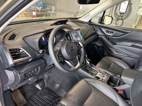 Used 2023 Subaru Forester Touring AWD/4WD image 49