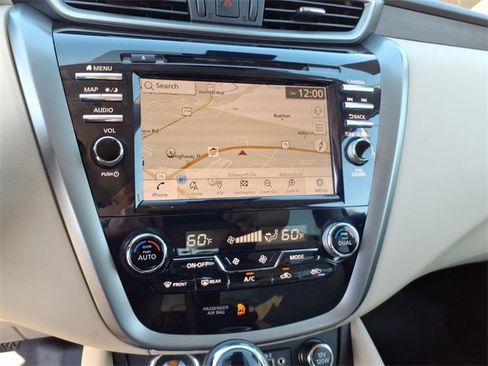 Certified 2024 Nissan Murano Platinum image 11