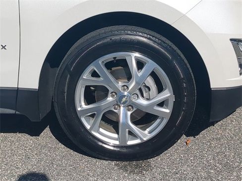 Used 2021 Chevrolet Equinox Premier image 12