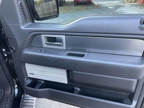 Used 2014 Ford F150 FX4 w/ Equipment Group 402A Luxury image 19
