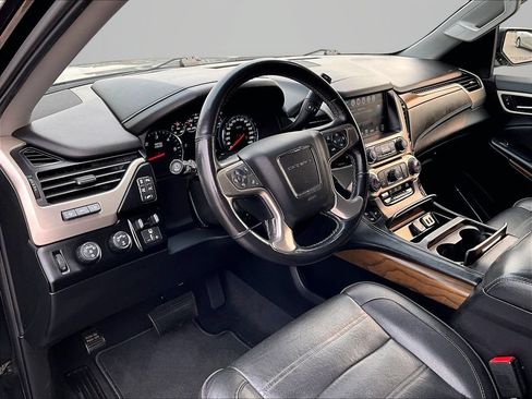 Used 2020 GMC Yukon XL Denali w/ Denali Ultimate Package AWD/4WD image 15