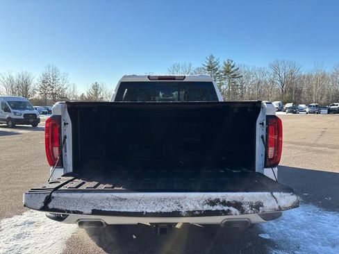 Used 2024 GMC Sierra 1500 AT4 w/ AT4 Preferred Package image 13