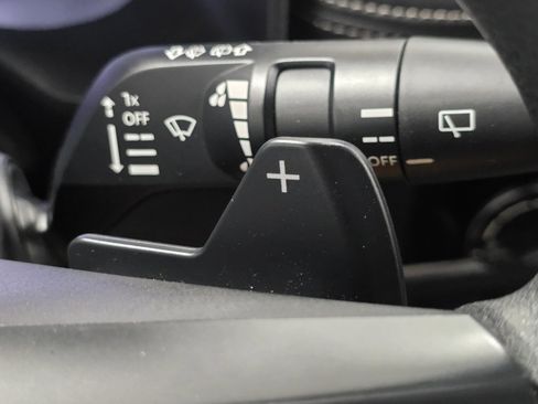 Used 2024 Nissan Rogue S image 30