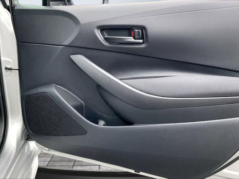 Used 2025 Toyota Corolla LE FWD image 23