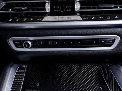 Used 2023 BMW X6 M50i w/ Parking Assistance Package image 39