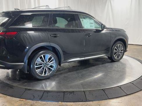 Certified 2026 INFINITI QX60 Luxe w/ Family Package image 9