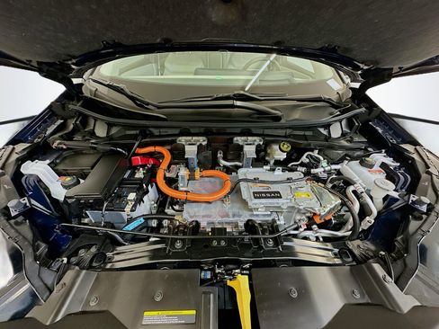 Used 2024 Nissan Ariya AWD image 34