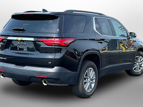 Used 2023 Chevrolet Traverse LT AWD/4WD image 11