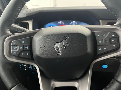 New 2025 Ford Bronco Outer Banks image 7