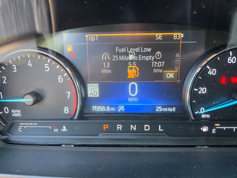 Used 2021 Ford Explorer XLT w/ Equipment Group 202A RWD image 23
