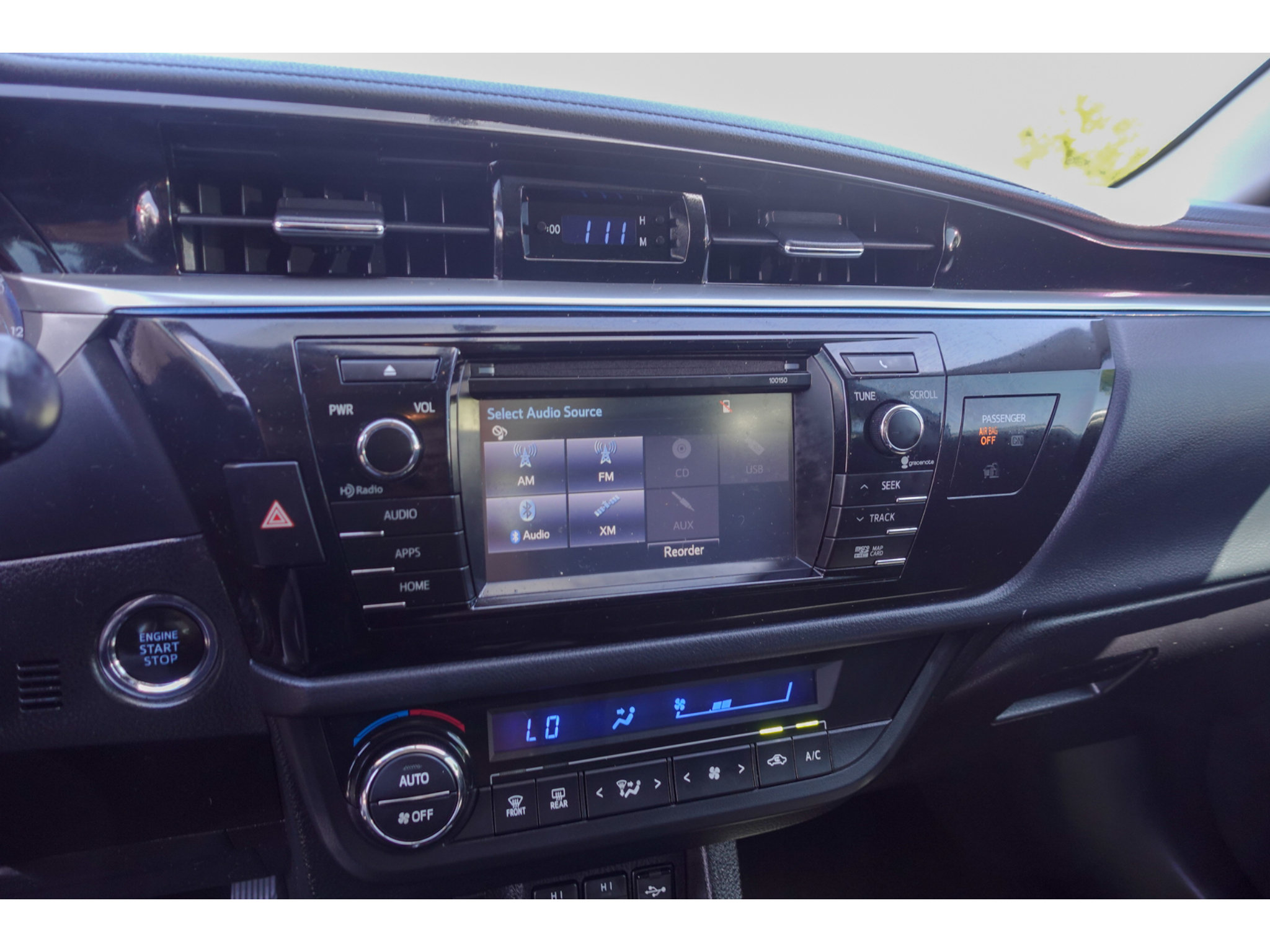 Used 2015 Toyota Corolla S Premium FWD image 17
