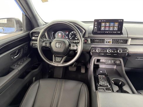 Used 2023 Honda Pilot TrailSport image 23