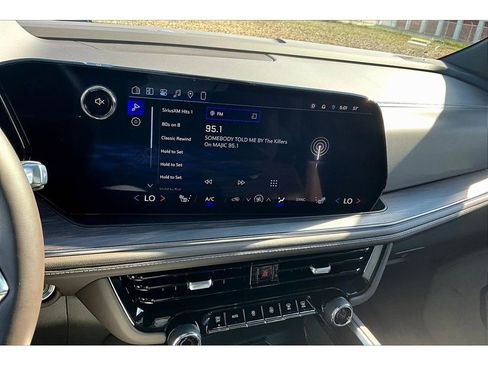 Used 2026 Chevrolet Tahoe Z71 w/ Z71 Off-Road Package image 35