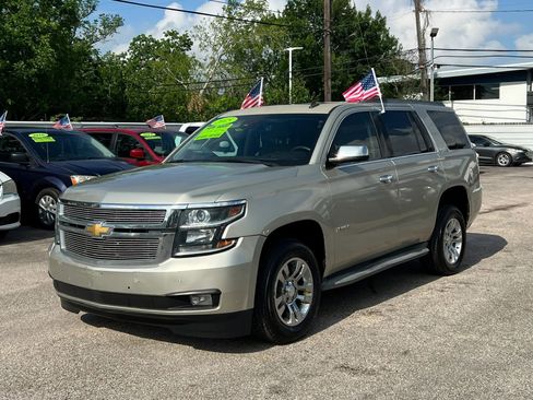 Used 2015 Chevrolet Tahoe LT RWD image 2