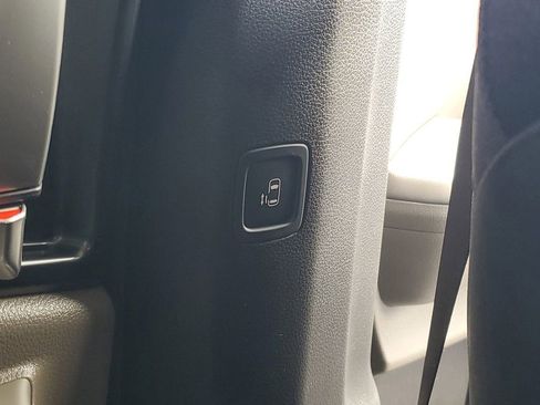 New 2026 Kia Carnival LX image 24