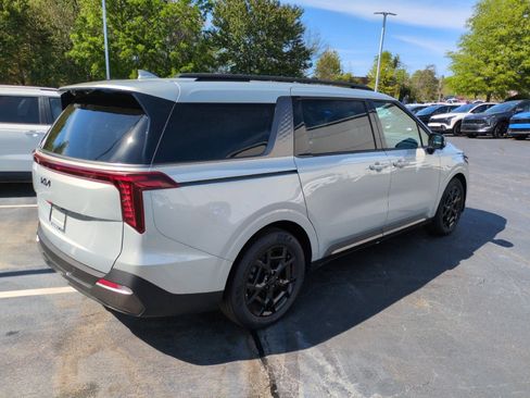 New 2026 Kia Carnival SX Prestige image 6