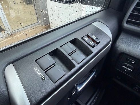 Used 2023 Toyota 4Runner Limited AWD/4WD image 25