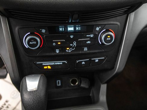 Used 2017 Ford Escape SE FWD image 26