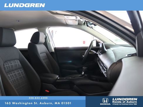 Used 2025 Honda HR-V LX image 16