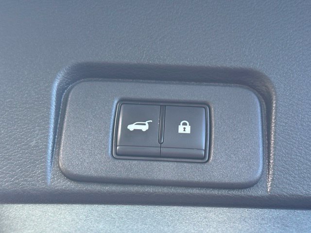 Certified 2024 Nissan Rogue SV w/ SV Premium Package AWD/4WD image 18