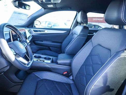 New 2026 Volkswagen Atlas Cross Sport SE image 26