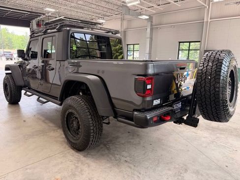 Used 2021 Jeep Gladiator Rubicon AWD/4WD image 6