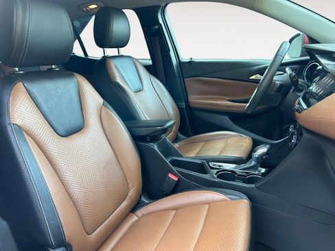 Used 2021 Buick Encore GX Essence w/ Advanced Technology Package FWD image 15