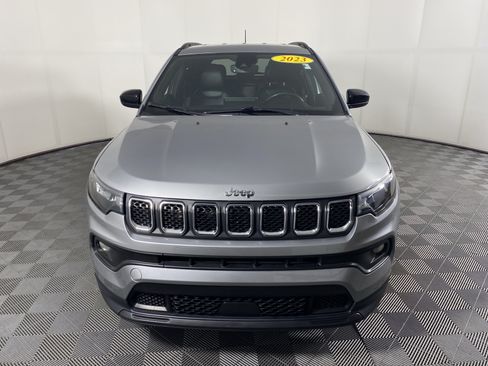 Used 2023 Jeep Compass Latitude w/ Convenience Group AWD/4WD image 11