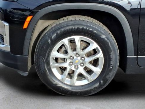 Used 2023 Chevrolet Traverse LS w/ Safety Package AWD/4WD image 10