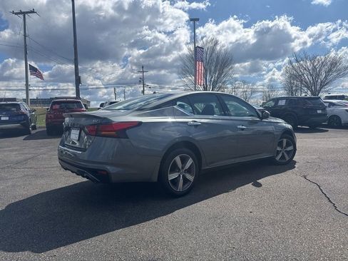 Used 2019 Nissan Altima 2.5 SV AWD/4WD image 5