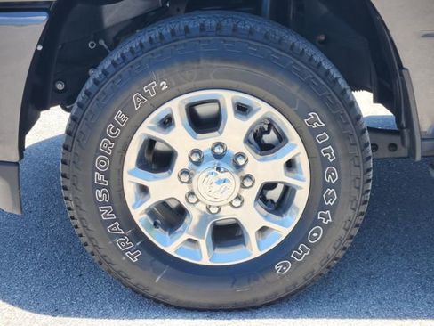 Used 2024 RAM 2500 Laramie w/ Safety Group AWD/4WD image 7