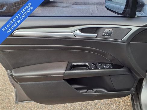 Used 2013 Ford Fusion Titanium image 14