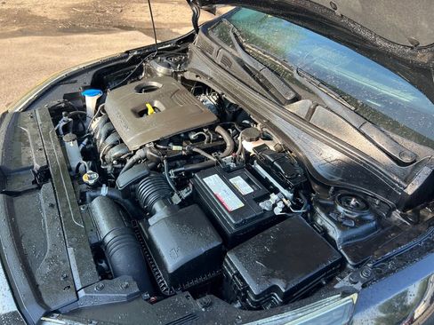 Used 2022 Kia Forte LXS FWD image 33