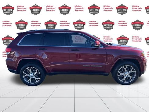 Used 2018 Jeep Grand Cherokee Limited image 4