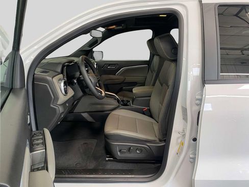 New 2025 Chevrolet Colorado ZR2 w/ Technology Package image 9