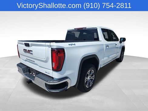 Used 2025 GMC Sierra 1500 SLT AWD/4WD image 35
