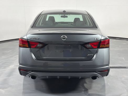 Used 2019 Nissan Altima 2.5 SR AWD/4WD image 6