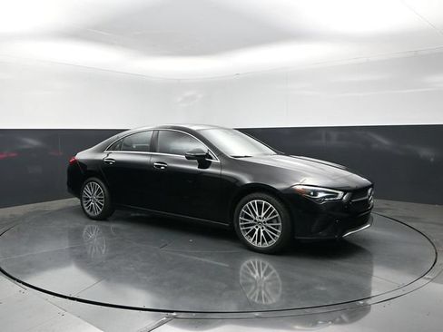 Used 2025 Mercedes-Benz CLA 250 image 1