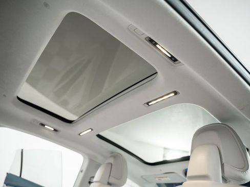 Used 2022 Mercedes-Benz EQS 580 4MATIC Sedan image 29