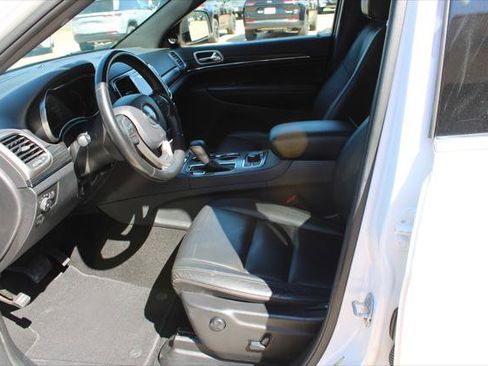Certified 2020 Jeep Grand Cherokee Limited AWD/4WD image 22