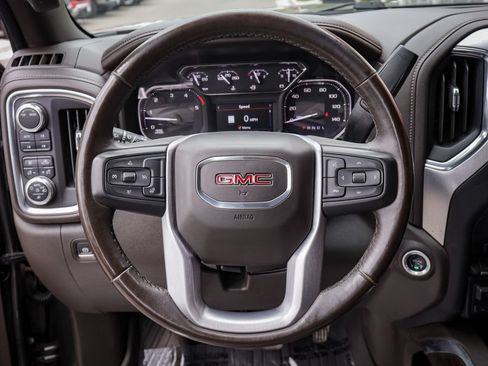 Used 2022 GMC Sierra 2500 SLT w/ SLT Preferred Package AWD/4WD image 20