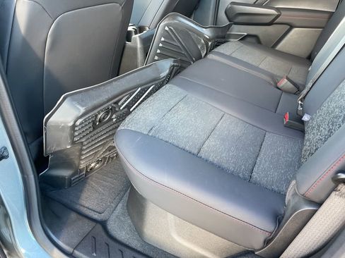 Used 2024 Chevrolet Colorado Z71 w/ Z71 Convenience Package 2 image 39