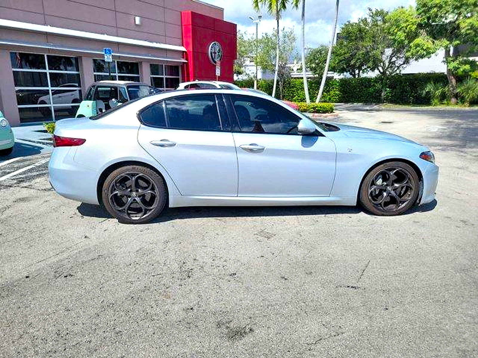 Used 2023 Alfa Romeo Giulia Ti w/ Active Assist Plus Package RWD image 8