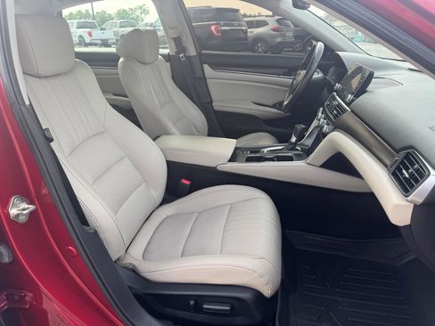 Used 2019 Honda Accord EX-L image 12
