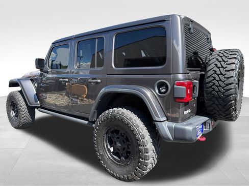 Used 2018 Jeep Wrangler Unlimited Rubicon AWD/4WD image 2